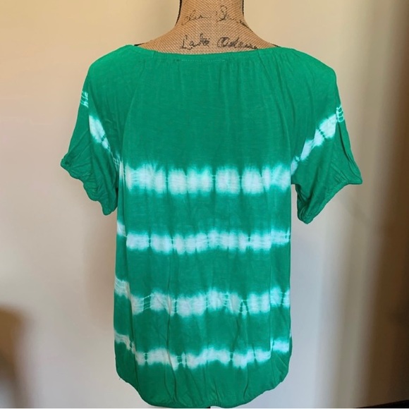 HOST PICK! Awesome petite top-New with tag! - Picture 5 of 5